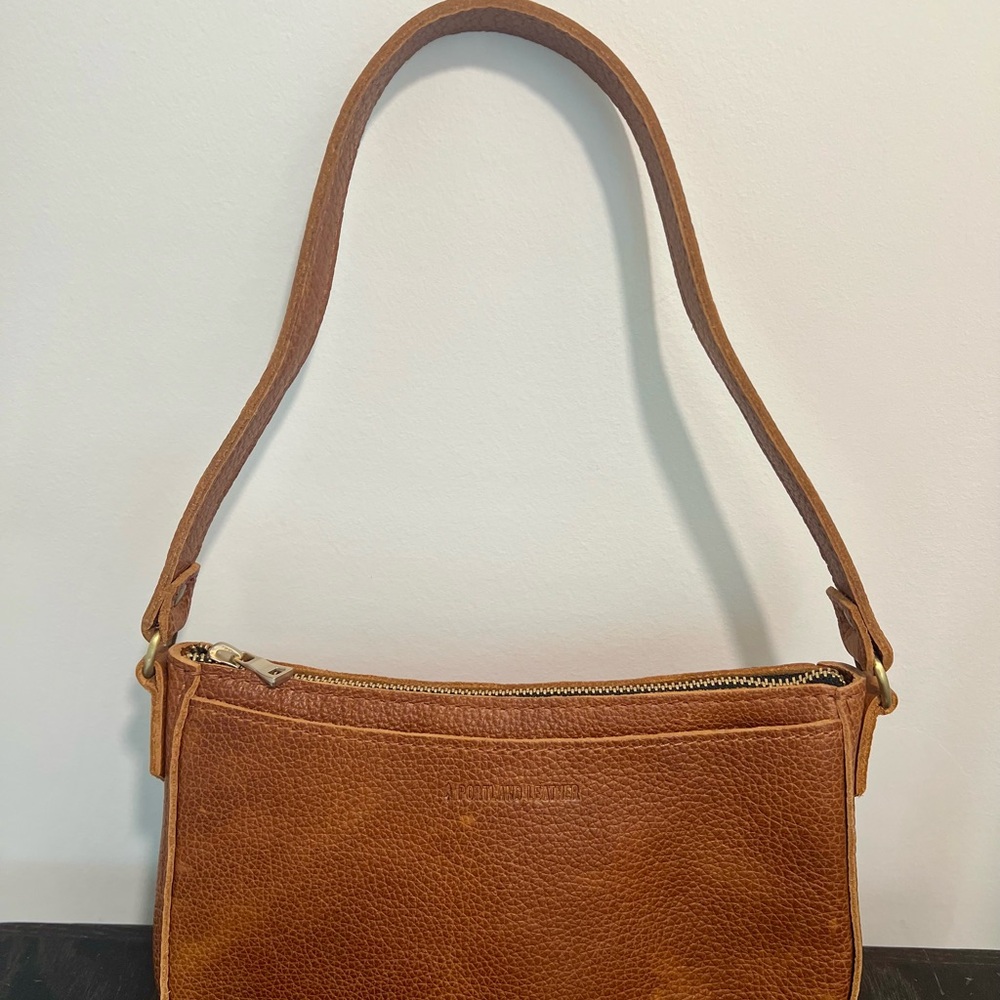 🌟GOLDEN Lucy Shoulder Bag - Portland Leather